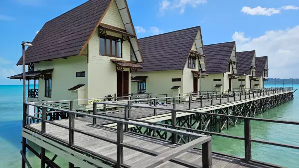 kakaban beach villa