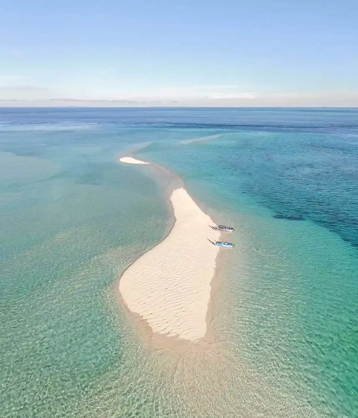 The Snorkeling and Sand Dune Spot at Sienna Resort Maratua