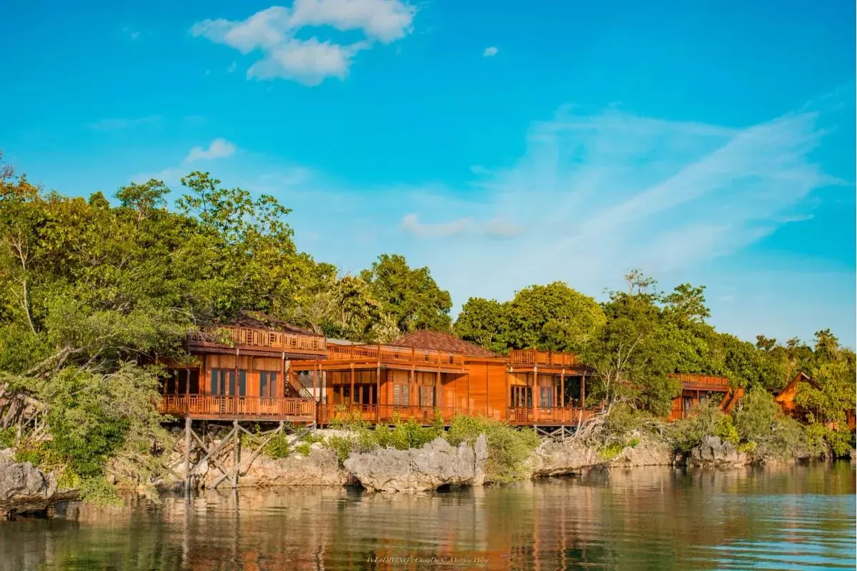 4. Maratua Seaview Resort